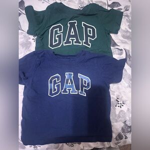 Gap shirt
